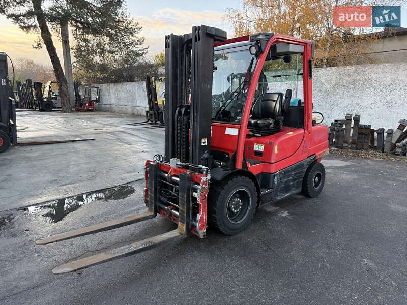 Вилочний навантажувач Hyster H 2012 в Києві фото 2 Вилочний навантажувач Hyster H 2012 в Києві