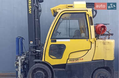 Вилочний навантажувач Hyster S 2008 в Києві