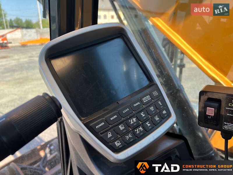 Колісний екскаватор Hyundai 160D 2018 в Києві