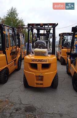 Вилочный погрузчик Hyundai 30D 2025 в 