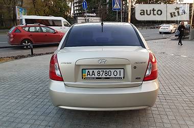 Седан Hyundai Accent 2008 в Киеве