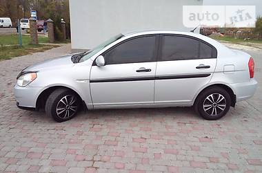 Седан Hyundai Accent 2009 в Ивано-Франковске