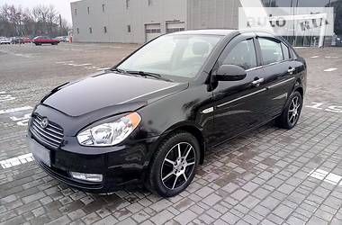 Седан Hyundai Accent 2010 в Львове