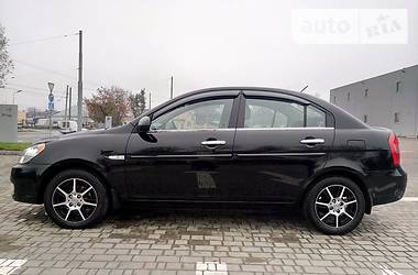 Седан Hyundai Accent 2010 в Львове