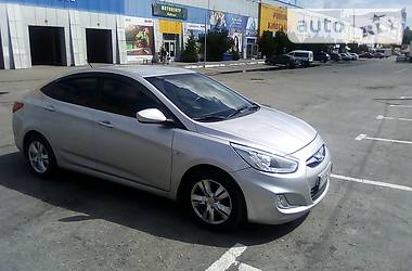 Седан Hyundai Accent 2014 в Полтаве