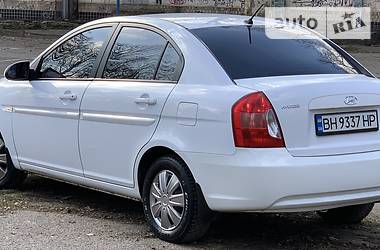 Седан Hyundai Accent 2009 в Одесі