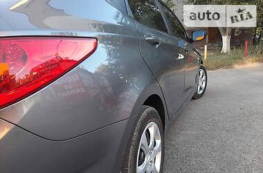 Седан Hyundai Accent 2011 в 
