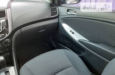 Седан Hyundai Accent 2011 в 
