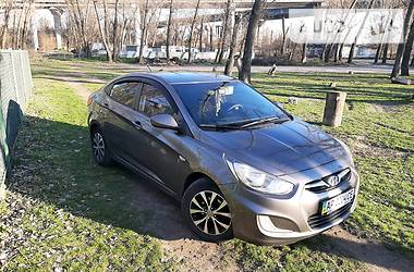 Седан Hyundai Accent 2011 в 