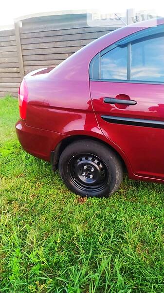 Седан Hyundai Accent 2008 в Конотопе