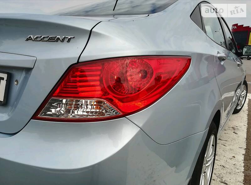 Седан Hyundai Accent 2011 в Києві