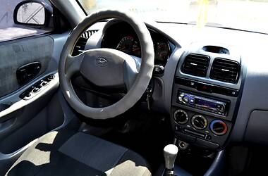Седан Hyundai Accent 2004 в 