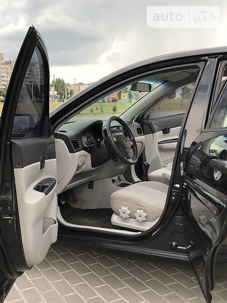 Седан Hyundai Accent 2008 в Львове