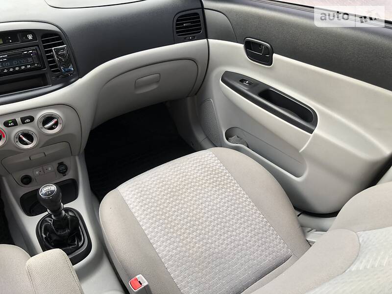 Седан Hyundai Accent 2008 в Львове