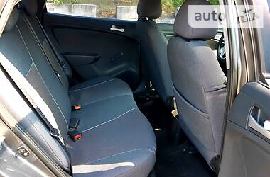 Седан Hyundai Accent 2012 в 