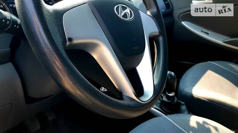 Седан Hyundai Accent 2012 в Дніпрі