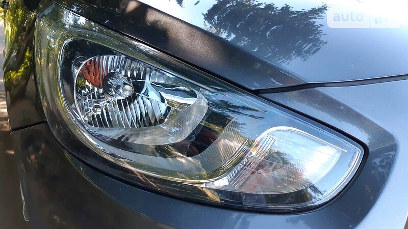 Седан Hyundai Accent 2012 в Дніпрі