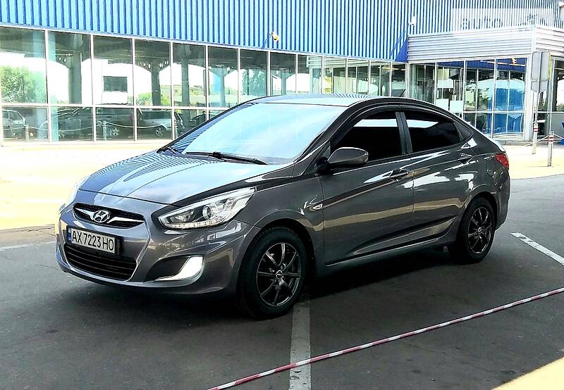 Седан Hyundai Accent 2013 в Харкові фото Седан Hyundai Accent 2013 в Харкові