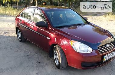 Седан Hyundai Accent 2008 в Днепре