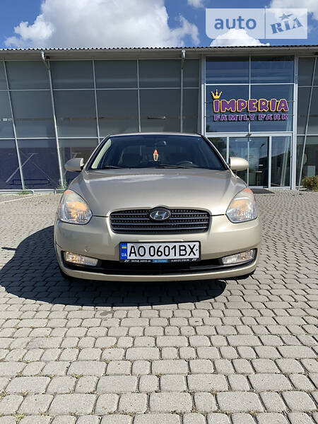 Седан Hyundai Accent 2008 в Ужгороде