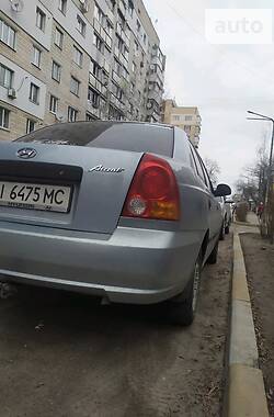 Седан Hyundai Accent 2005 в Киеве