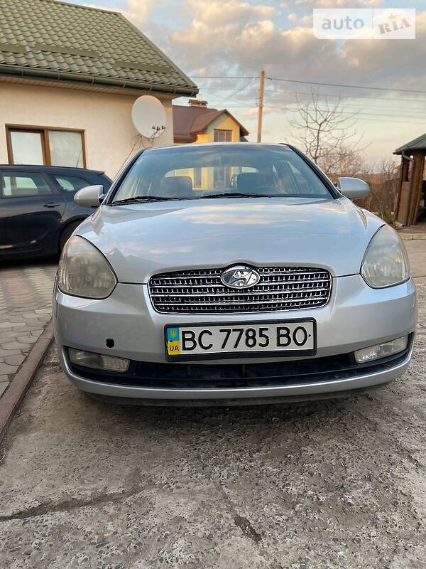 Седан Hyundai Accent 2008 в Львові