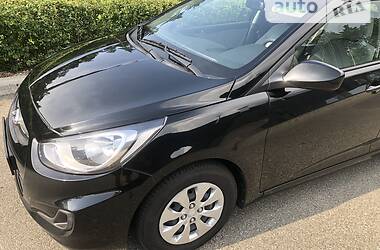 Седан Hyundai Accent 2017 в Ирпене