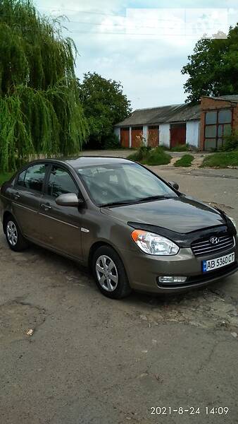Hyundai Accent