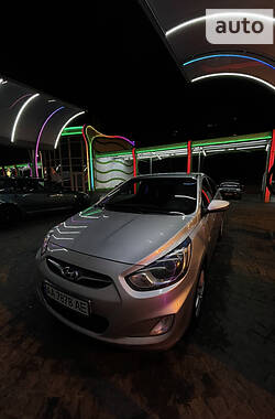 Седан Hyundai Accent 2011 в Броварах