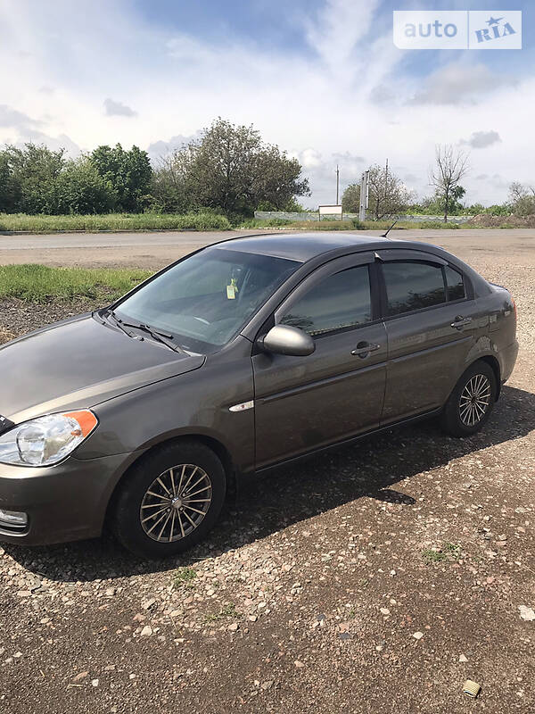Седан Hyundai Accent 2008 в Первомайске