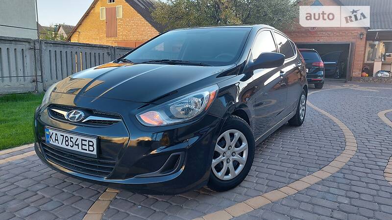 Хэтчбек Hyundai Accent 2013 в Киеве