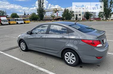 Седан Hyundai Accent 2018 в Киеве