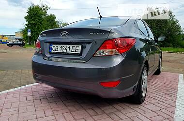 Седан Hyundai Accent 2011 в Чернігові