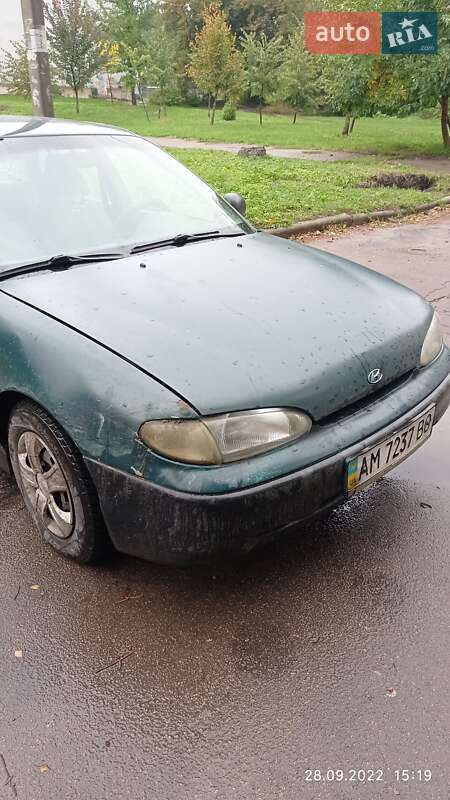 Седан Hyundai Accent 1995 в Житомире