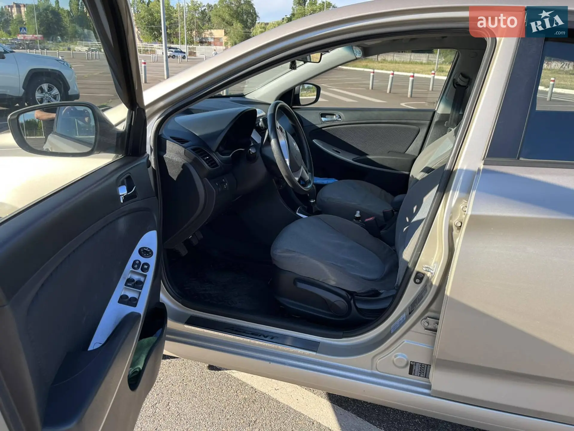 2012 Hyundai Accent - мініатюра 39