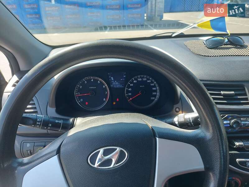 Седан Hyundai Accent 2011 в Переяславе