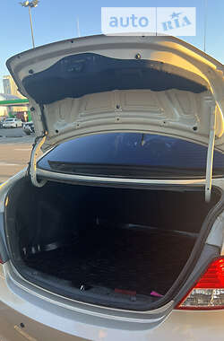 Седан Hyundai Accent 2012 в 