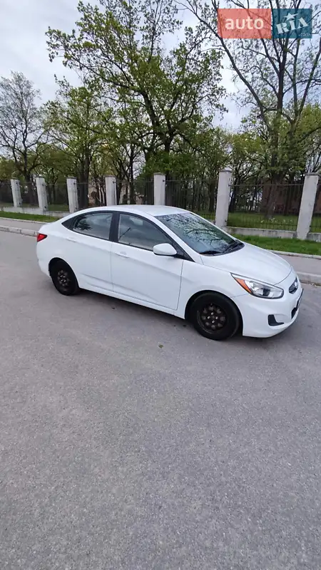 Hyundai Accent 2014