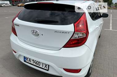 Хэтчбек Hyundai Accent 2012 в Киеве