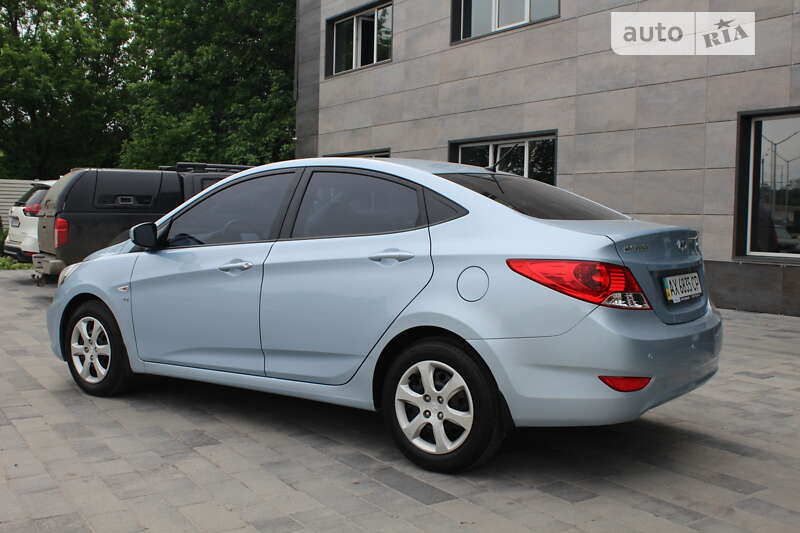 Седан Hyundai Accent 2012 в Харкові