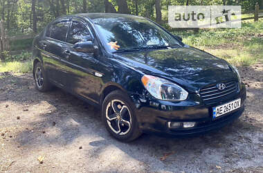 Седан Hyundai Accent 2008 в Днепре