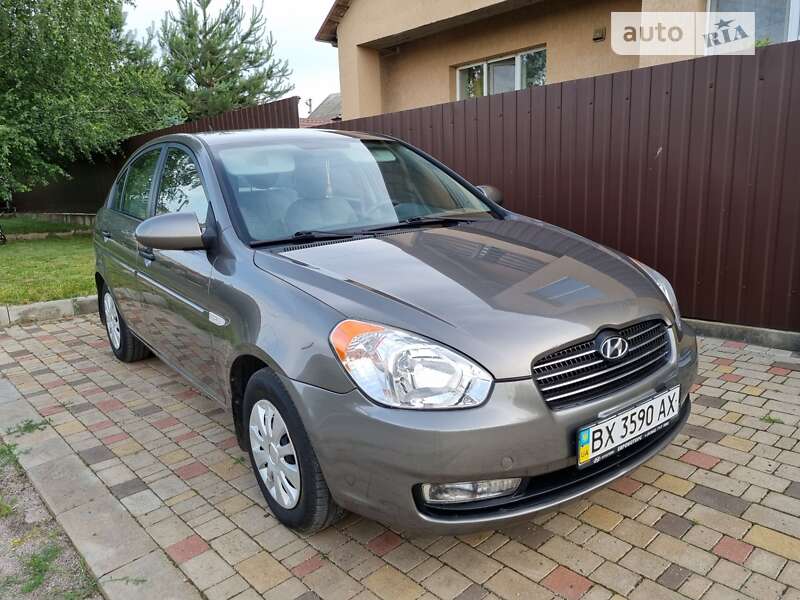 Седан Hyundai Accent 2008 в Никополе