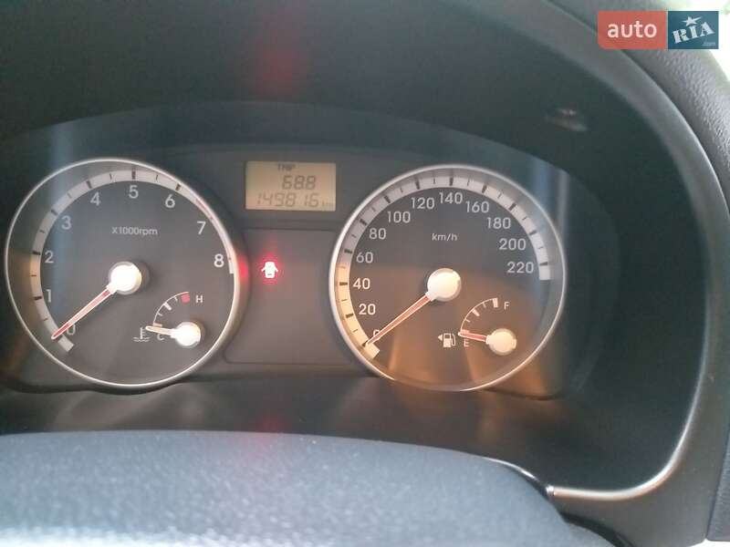 Седан Hyundai Accent 2008 в Киеве