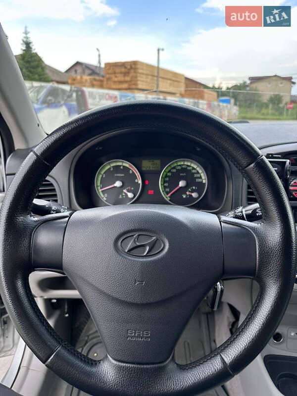 Седан Hyundai Accent 2008 в Одессе