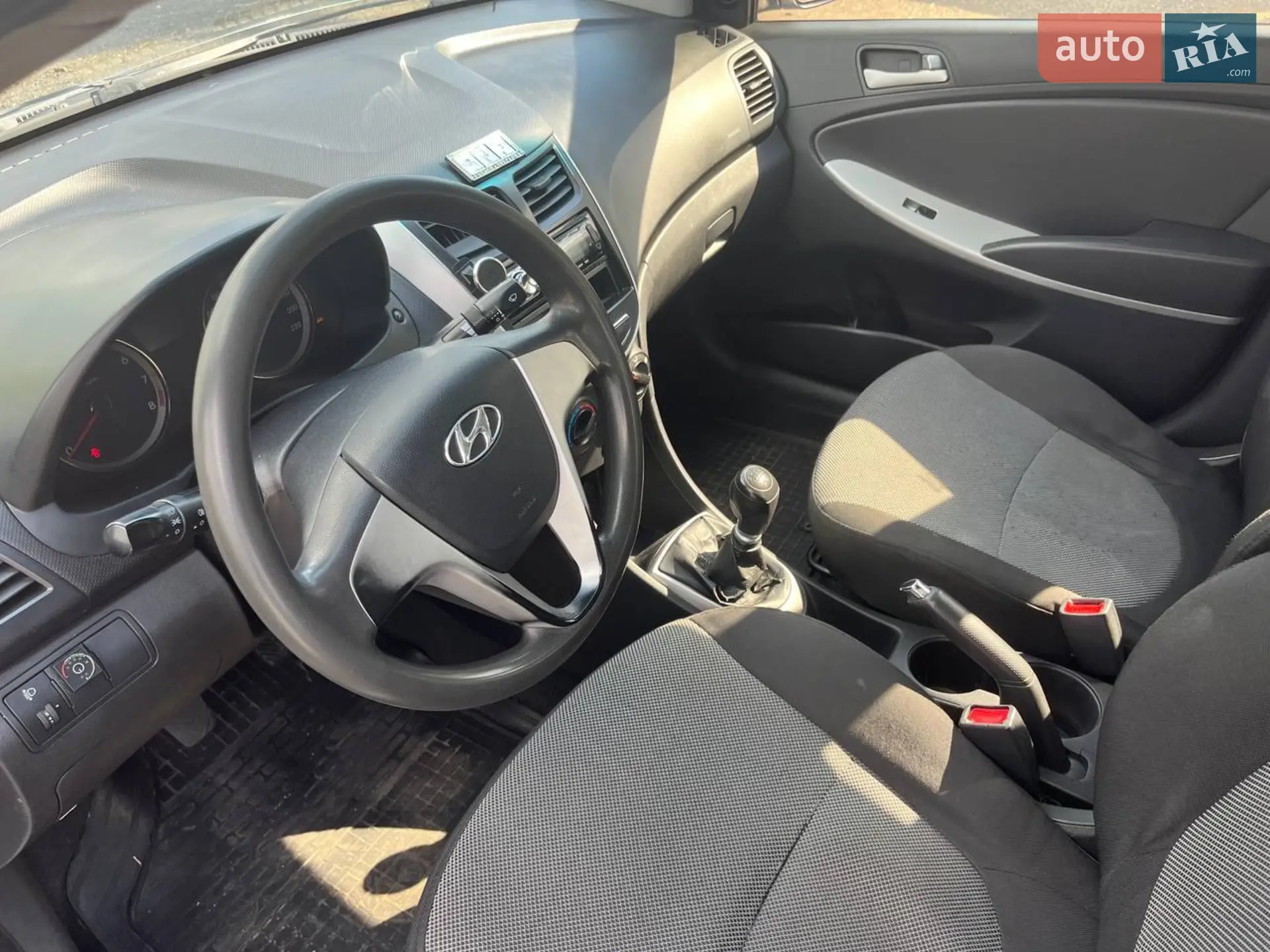 2012 Hyundai Accent - мініатюра 7