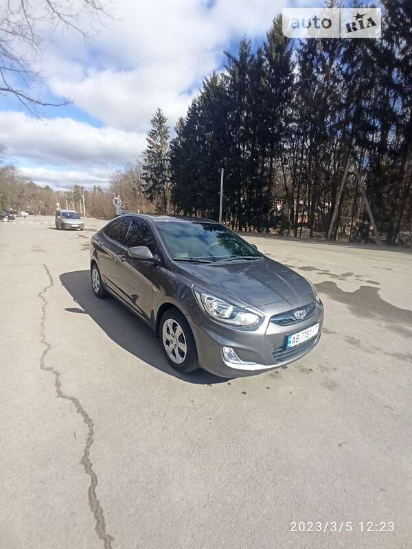 Hyundai Accent 2014