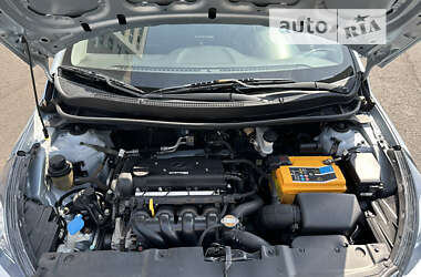 Седан Hyundai Accent 2011 в 