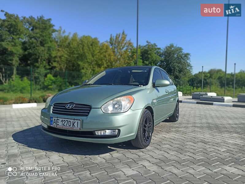 Седан Hyundai Accent 2008 в Кривом Роге