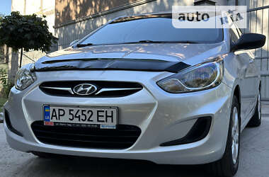 Седан Hyundai Accent 2011 в Запорожье