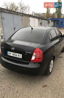 Седан Hyundai Accent 2009 в Запорожье